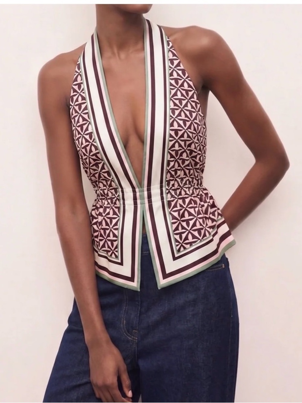 Commense Geometric Print Clinched Waist Satin Top